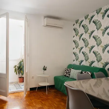 Nice Apartment Apartamento *
