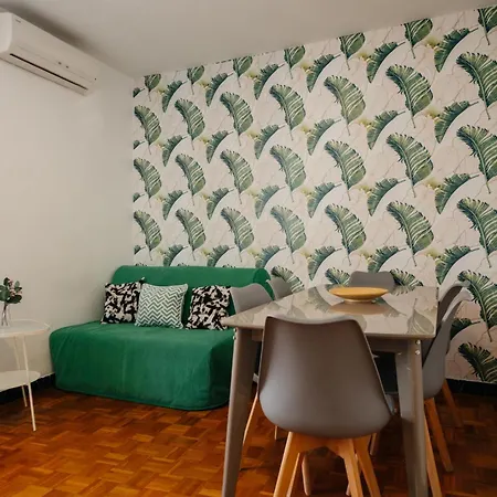 Nice Apartment Appartement Barcelone