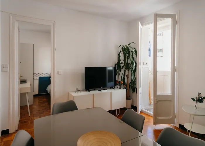 Nice Apartment *